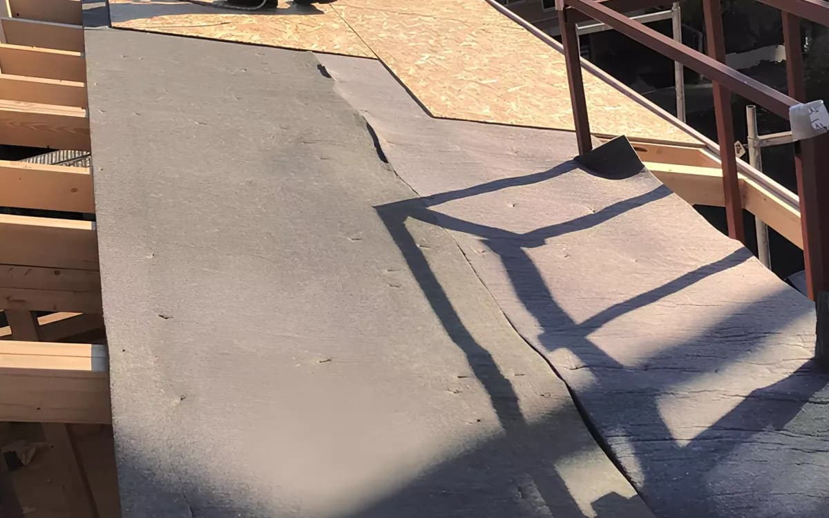 Ahşap Çatı OSB Altı Isı Yalıtımı — uygulama ve kesit görseli