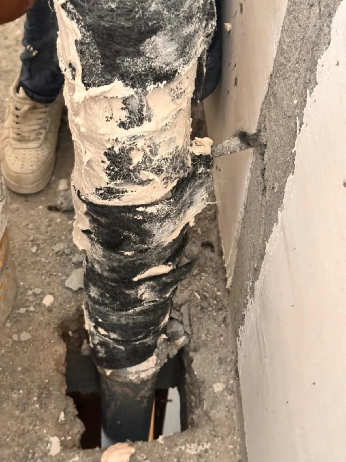 Tesisat Bacası (Şaft) Ses Yalıtımı — uygulama ve kesit görseli